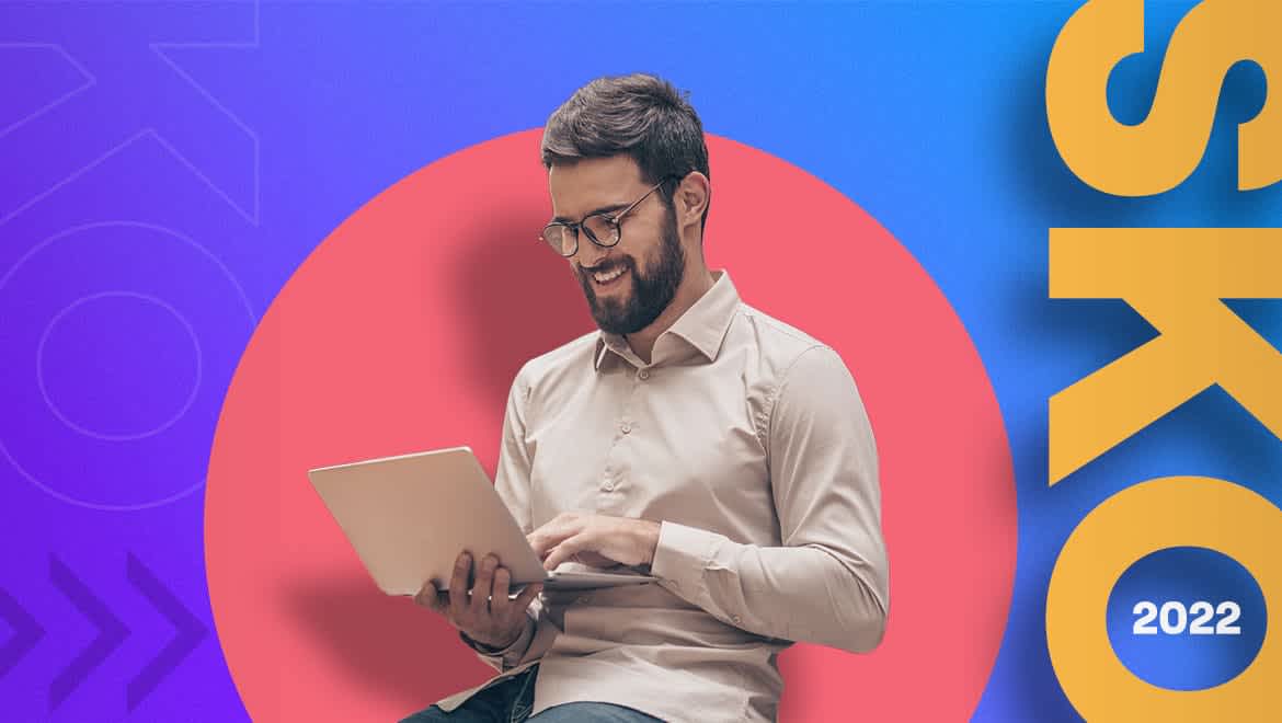 A salesperson generating a smart price quote